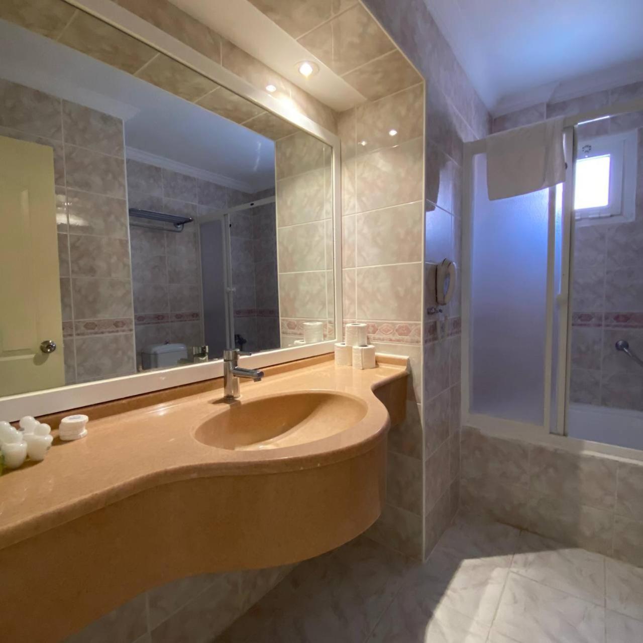Pine Club Apart Hotel Kusadasi Luaran gambar