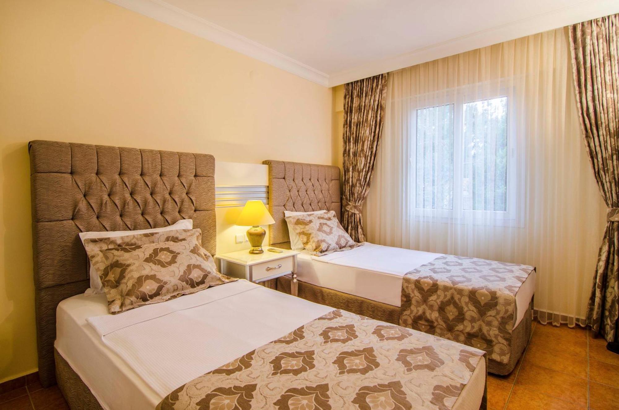 Pine Club Apart Hotel Kusadasi Luaran gambar