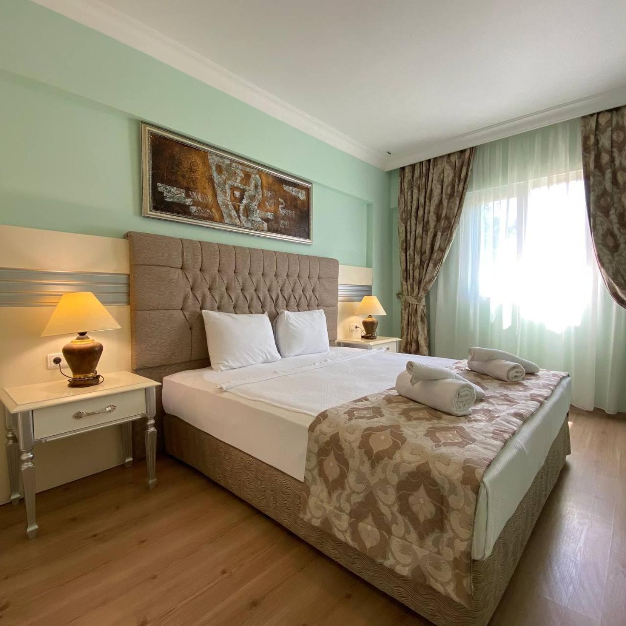 Pine Club Apart Hotel Kusadasi Luaran gambar