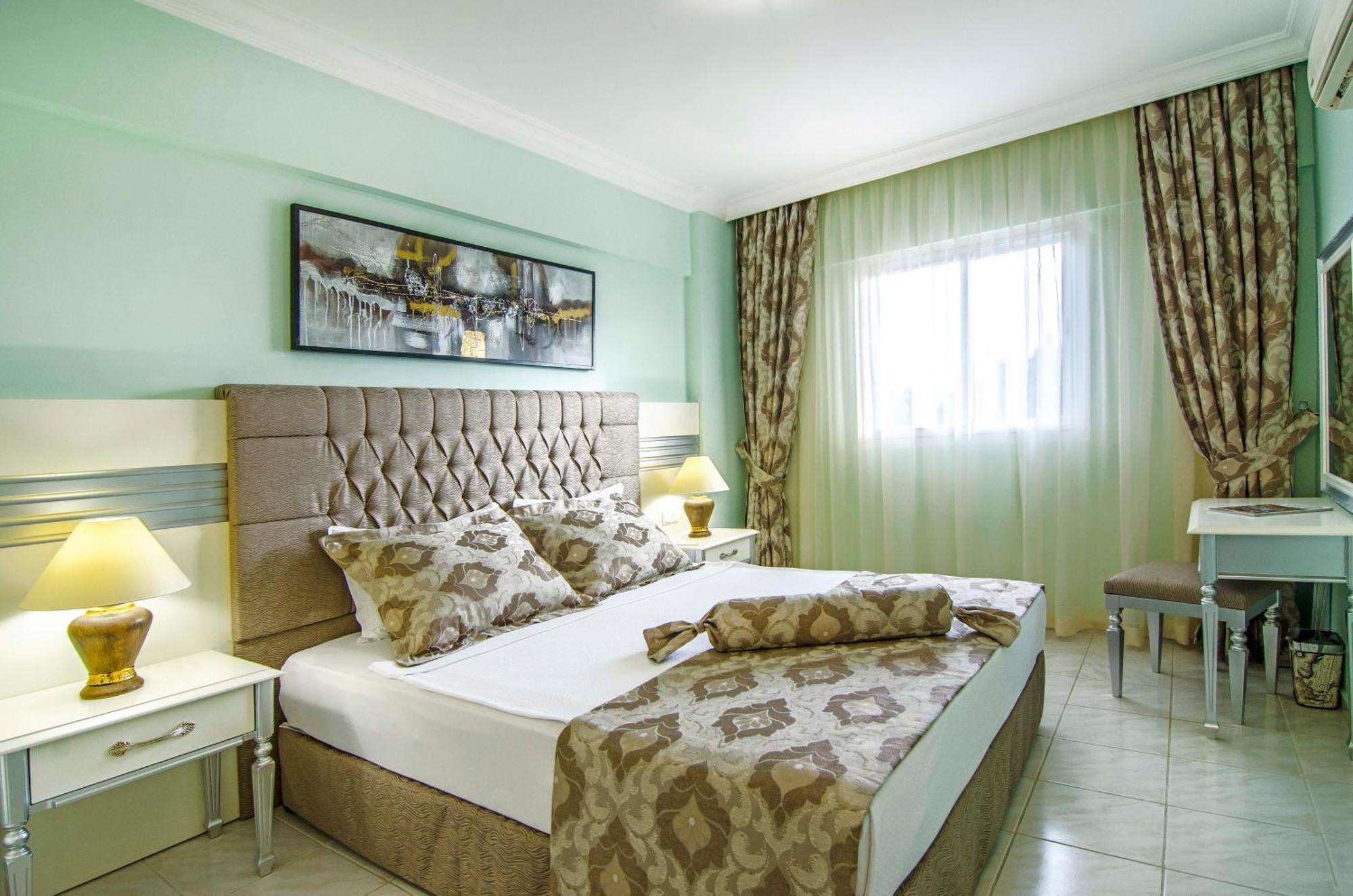 Pine Club Apart Hotel Kusadasi Luaran gambar