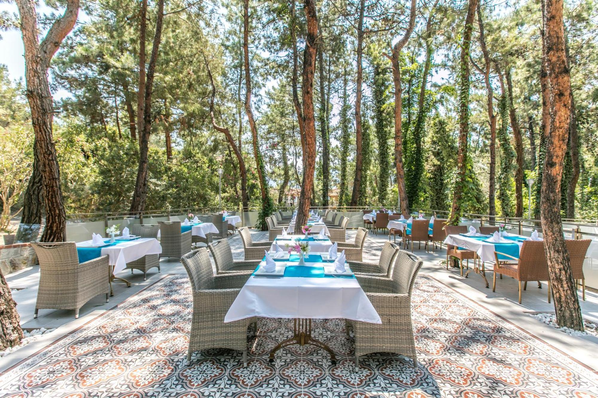Pine Club Apart Hotel Kusadasi Luaran gambar