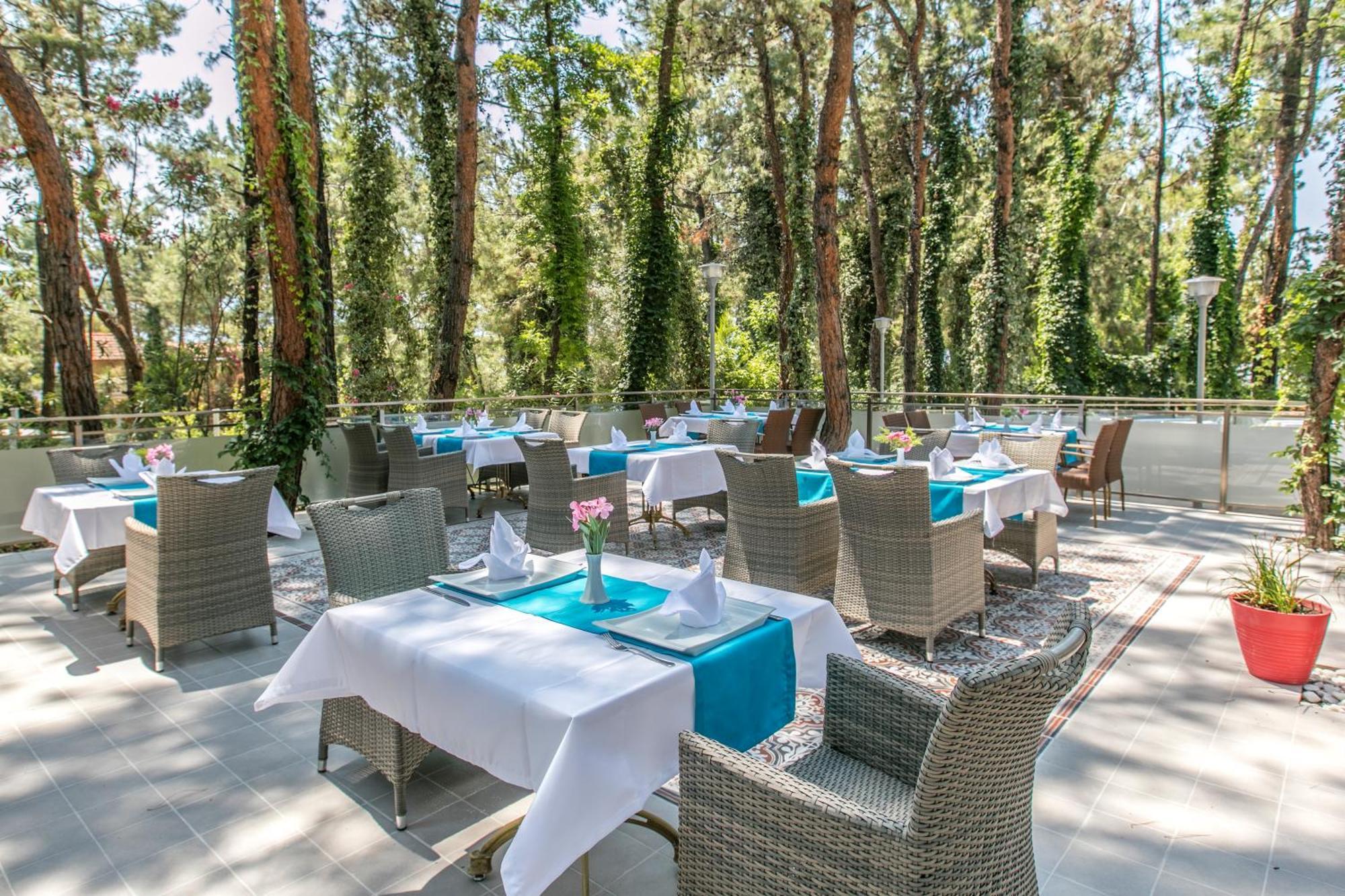 Pine Club Apart Hotel Kusadasi Luaran gambar