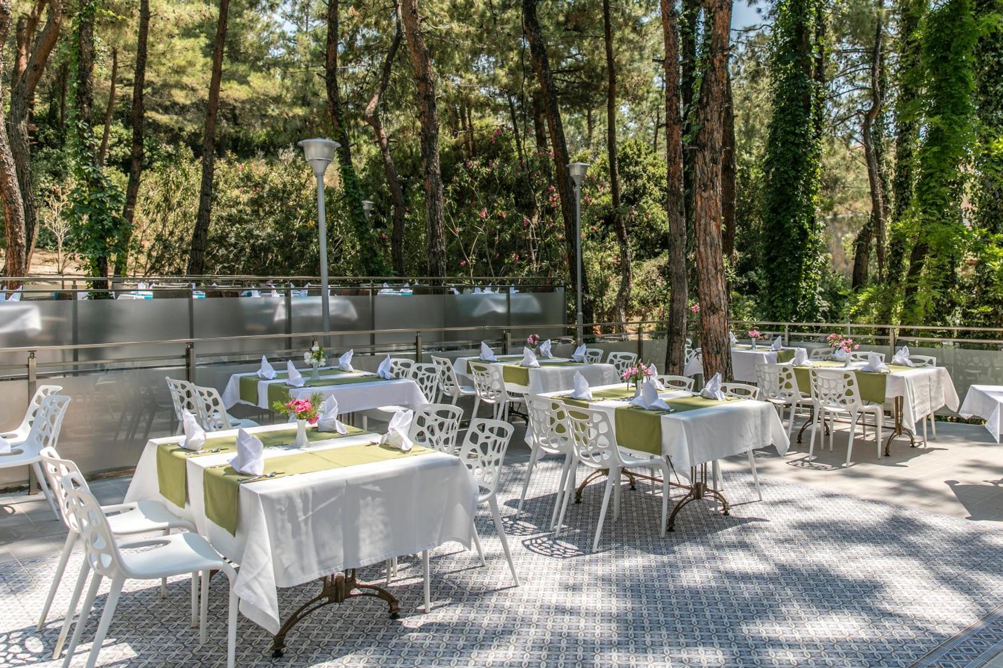 Pine Club Apart Hotel Kusadasi Luaran gambar